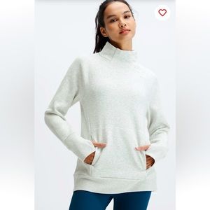Fabletics Zaylee funnel neck tunic